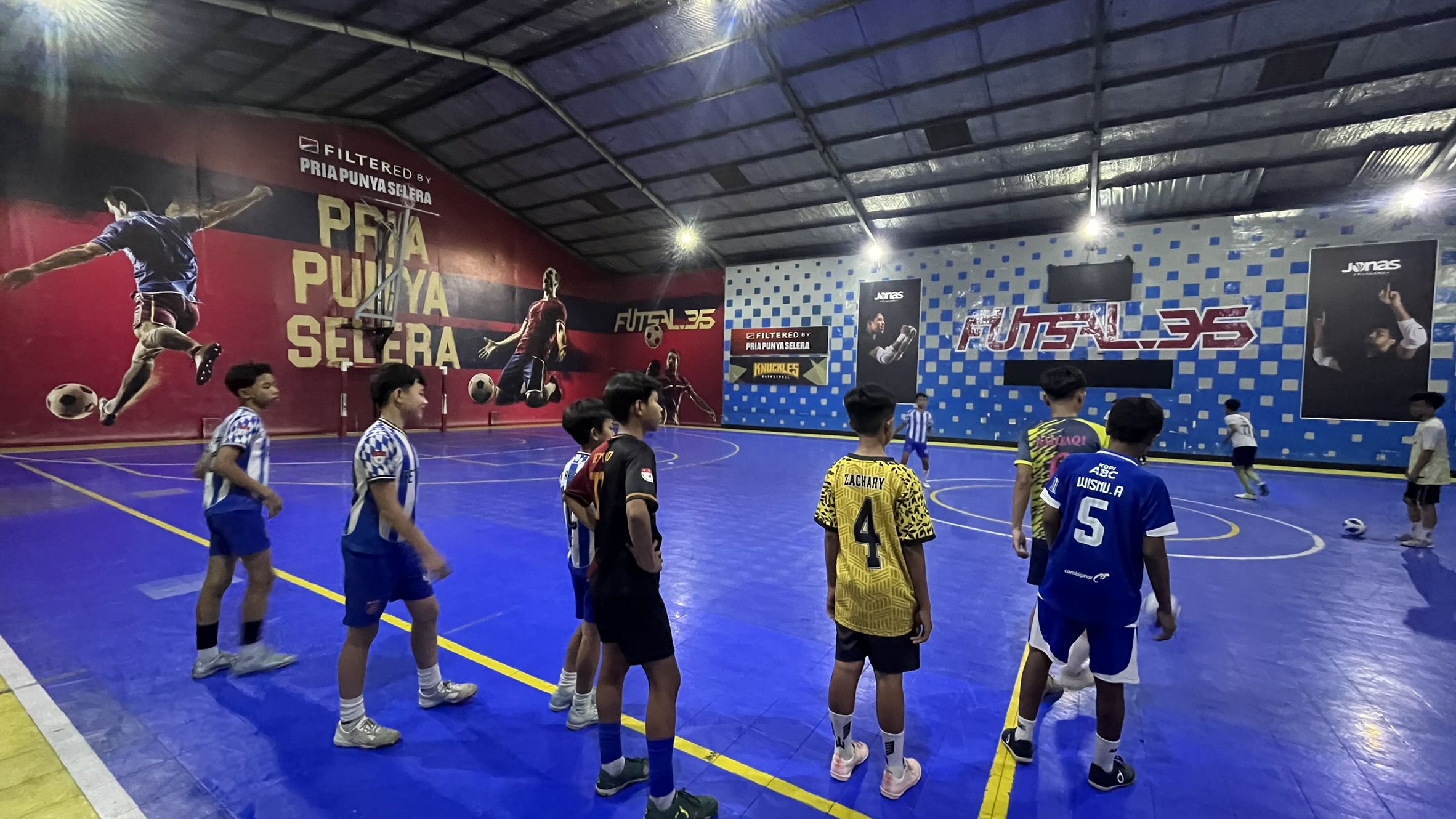Sesi permainan kelompok kecil